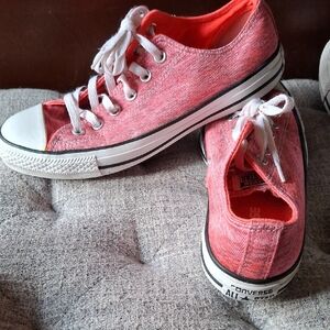 Converse Pink Canvas Sneakers